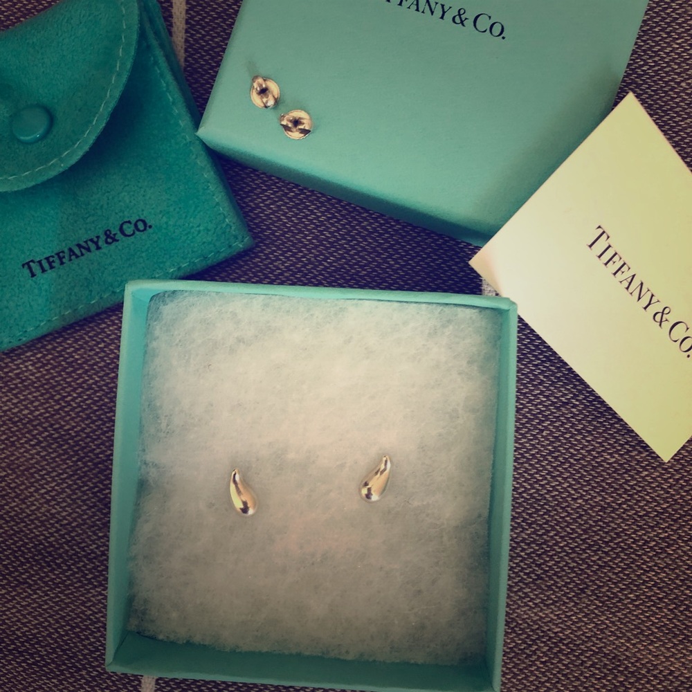 Tiffany Elsa Peretti Silver Teardrop Stud Earrings